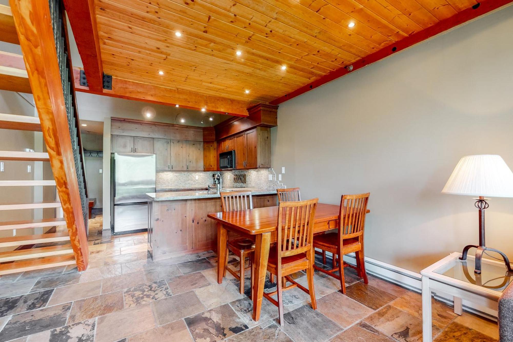Greystone Lodge Whistler Ruang foto