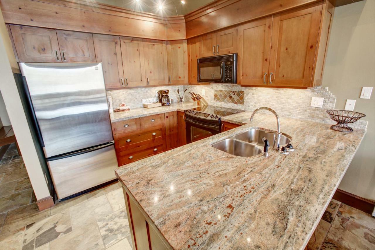 Greystone Lodge Whistler Bagian luar foto